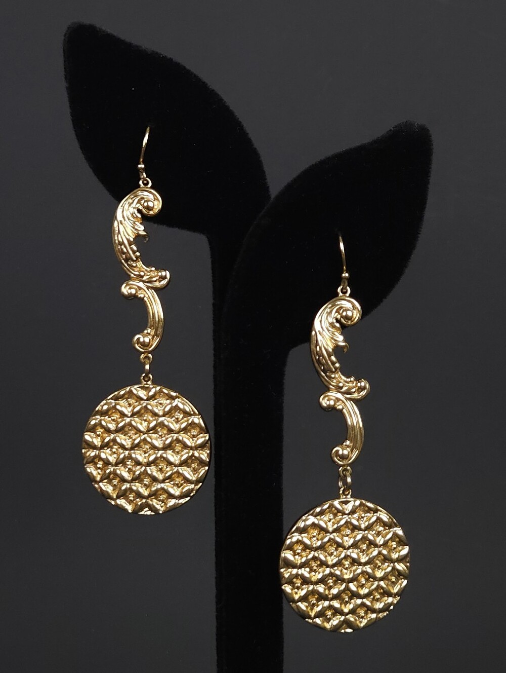 Tracy Porter Gold Tone Baroque Disc Dangle Drop Earrings Statement Boho Luxe 3"